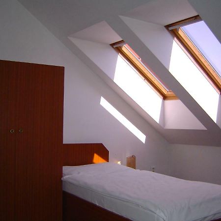 Hotel U Sladku Prag Dış mekan fotoğraf