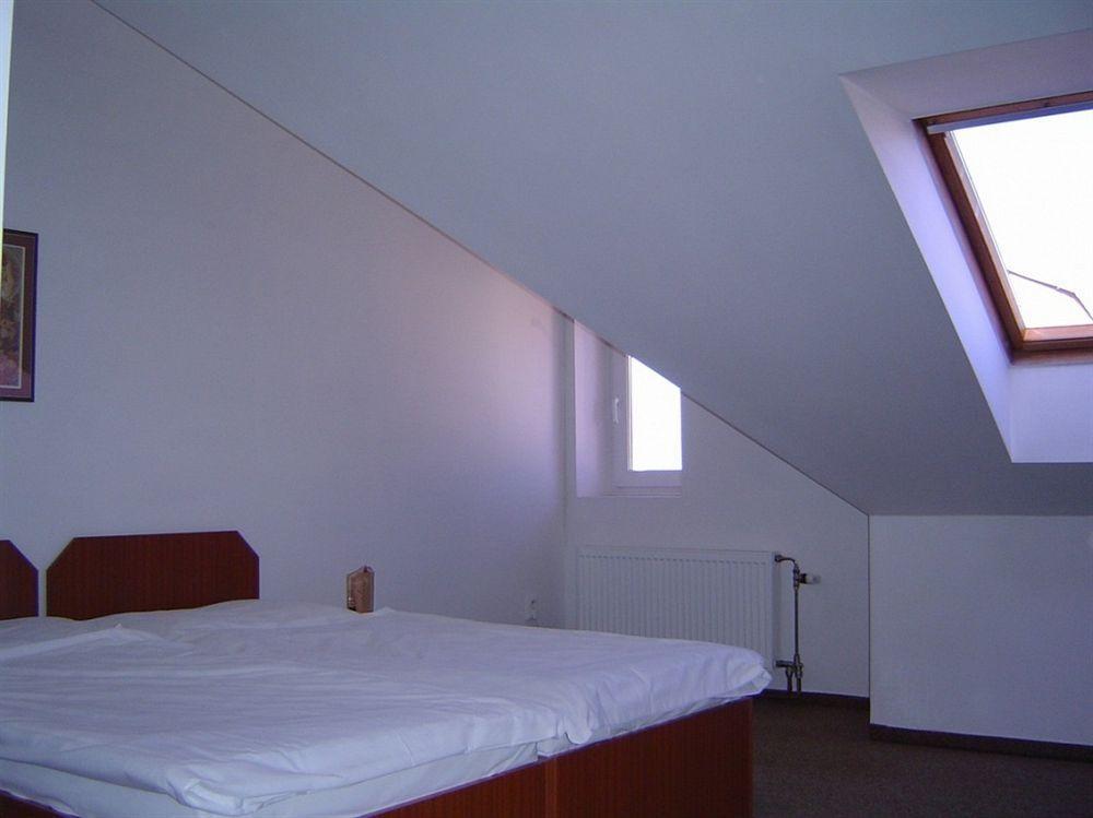 Hotel U Sladku Prag Dış mekan fotoğraf