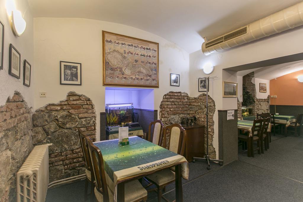 Hotel U Sladku Prag Dış mekan fotoğraf