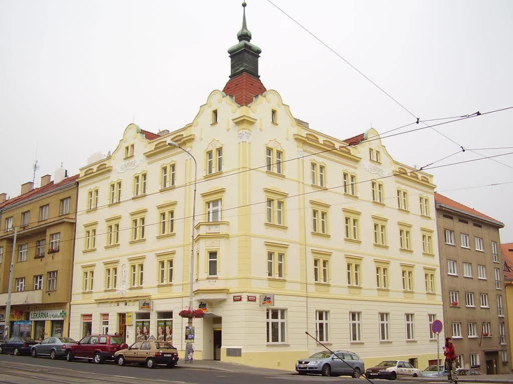 Hotel U Sladku Prag Dış mekan fotoğraf