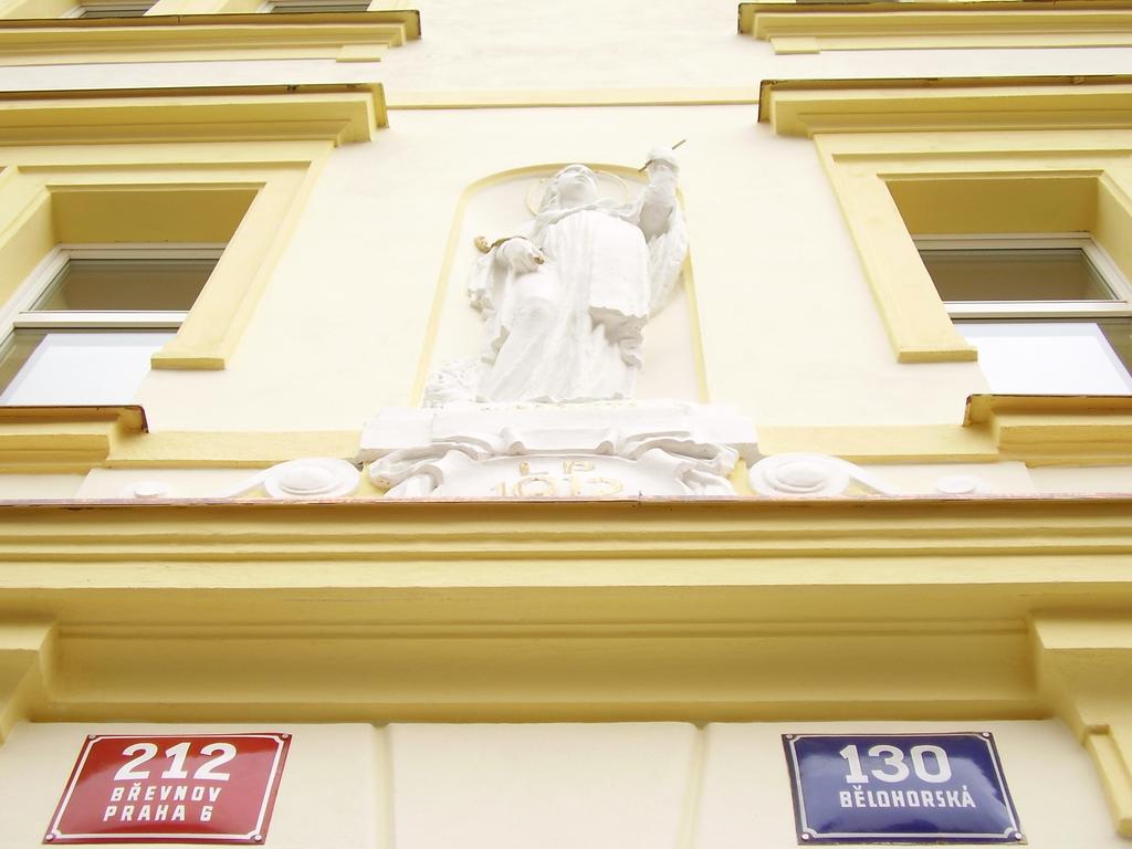 Hotel U Sladku Prag Dış mekan fotoğraf